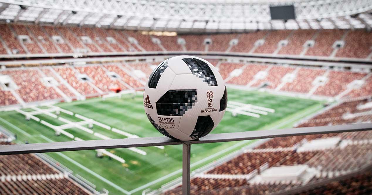 En riesgo Plantación Maldición Por qué el balón del Mundial de Rusia 2018 tiene un icono de Wi-Fi?