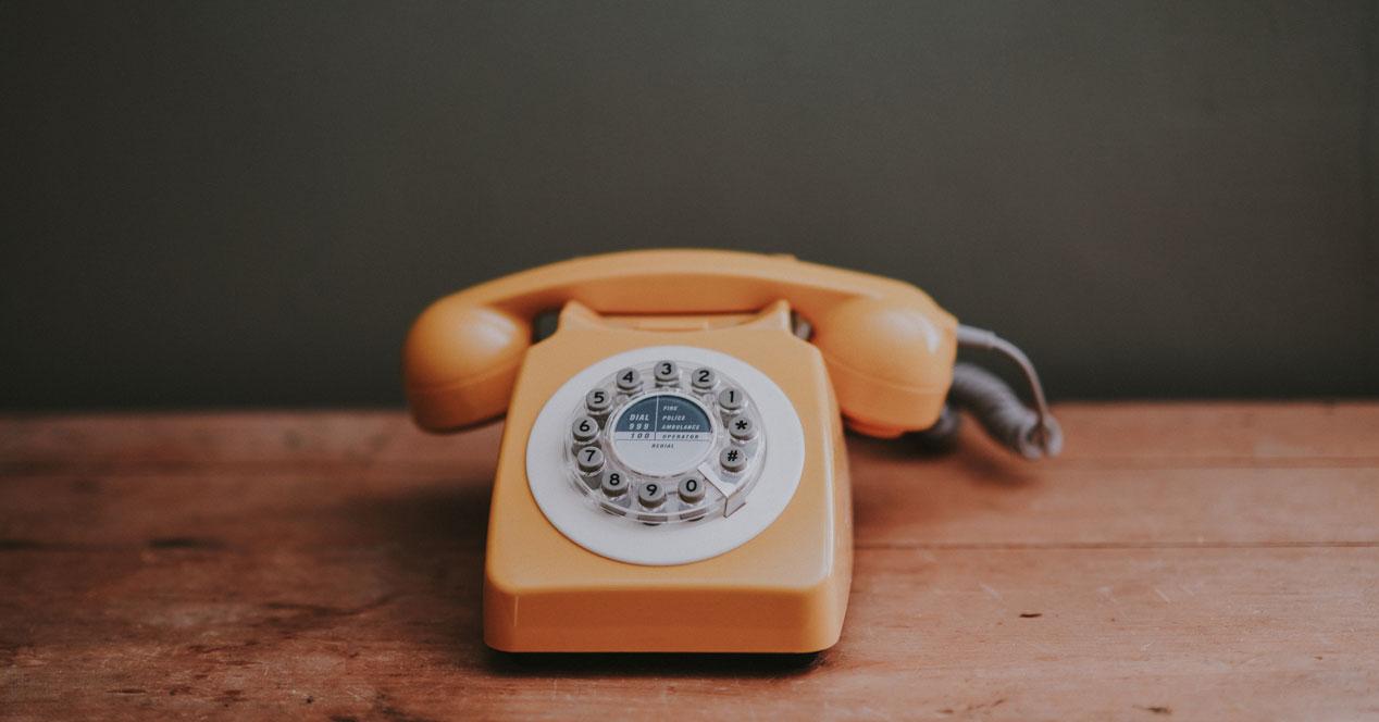 Tarifas de teléfono fijo - Opciones para contratar telefonía fija sin  Internet