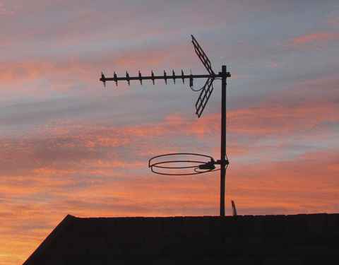 Detector de señal digital Dvb-t Medidor de señal de antena de TV terrestre  aérea con sistema de recepción de TV