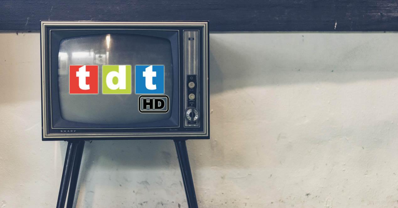Todos los canales de TDT apagarán este miércoles su señal estándar para  emitir únicamente en HD - Valencia Plaza