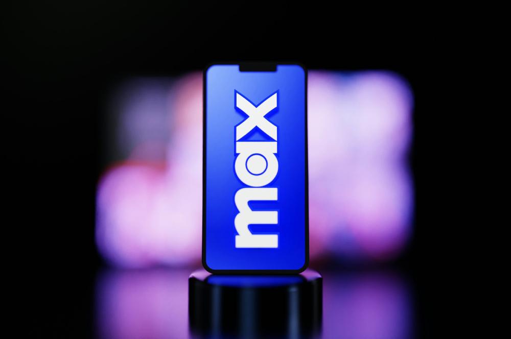 Logotipo de Max en móvil