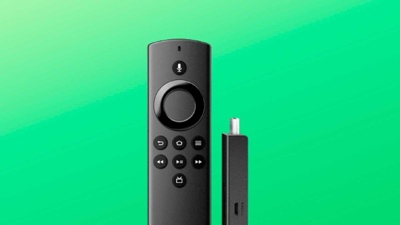 El truco para convertir cualquier televisión en inteligente es un Fire Tv  Stick y cuesta menos de 29 euros con rebaja