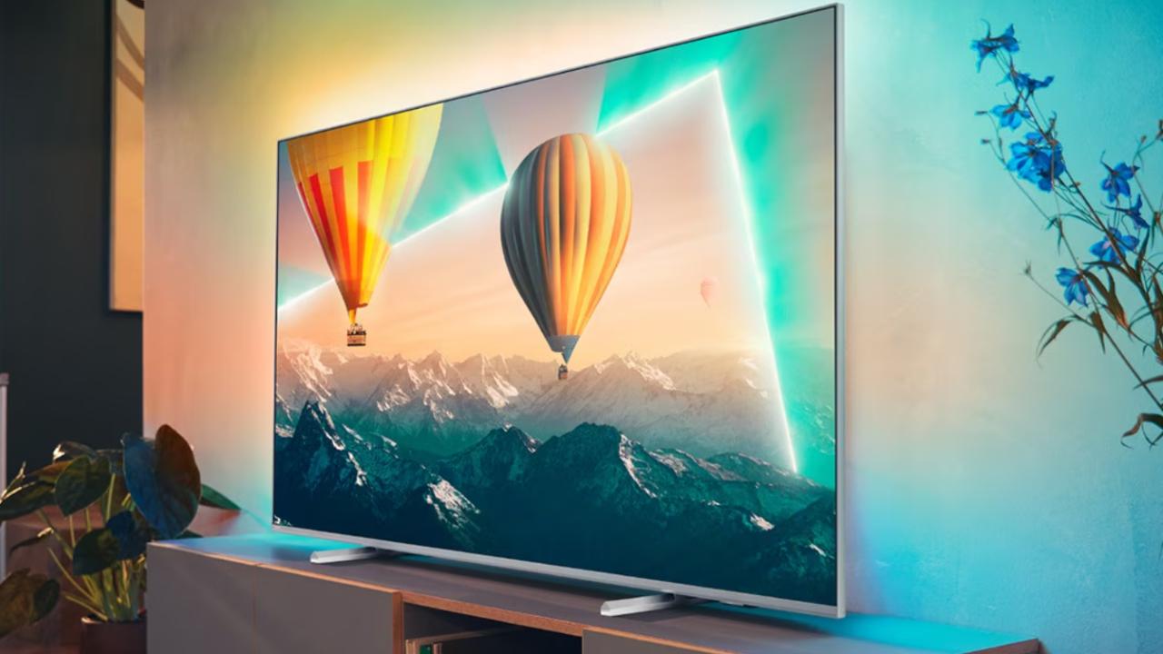 a Philips Smart TV and give you a bar - Gearrice