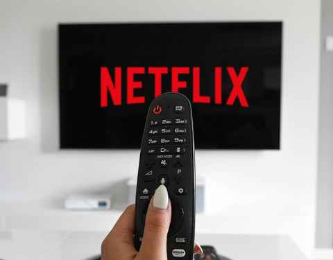 Seis meses después, Netflix lanzará su suscripción con anuncios - BizTV