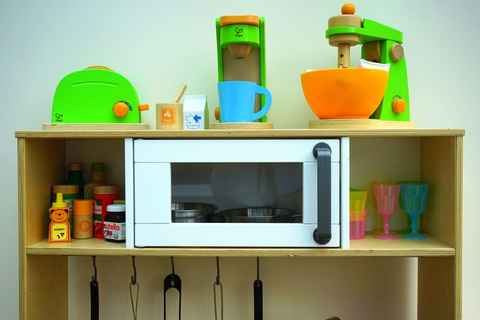 Dónde poner el microondas en una cocina pequeña?