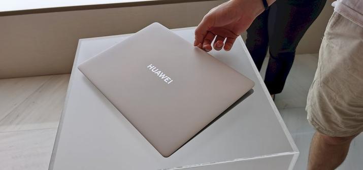 Huawei MateBook X Pro closed