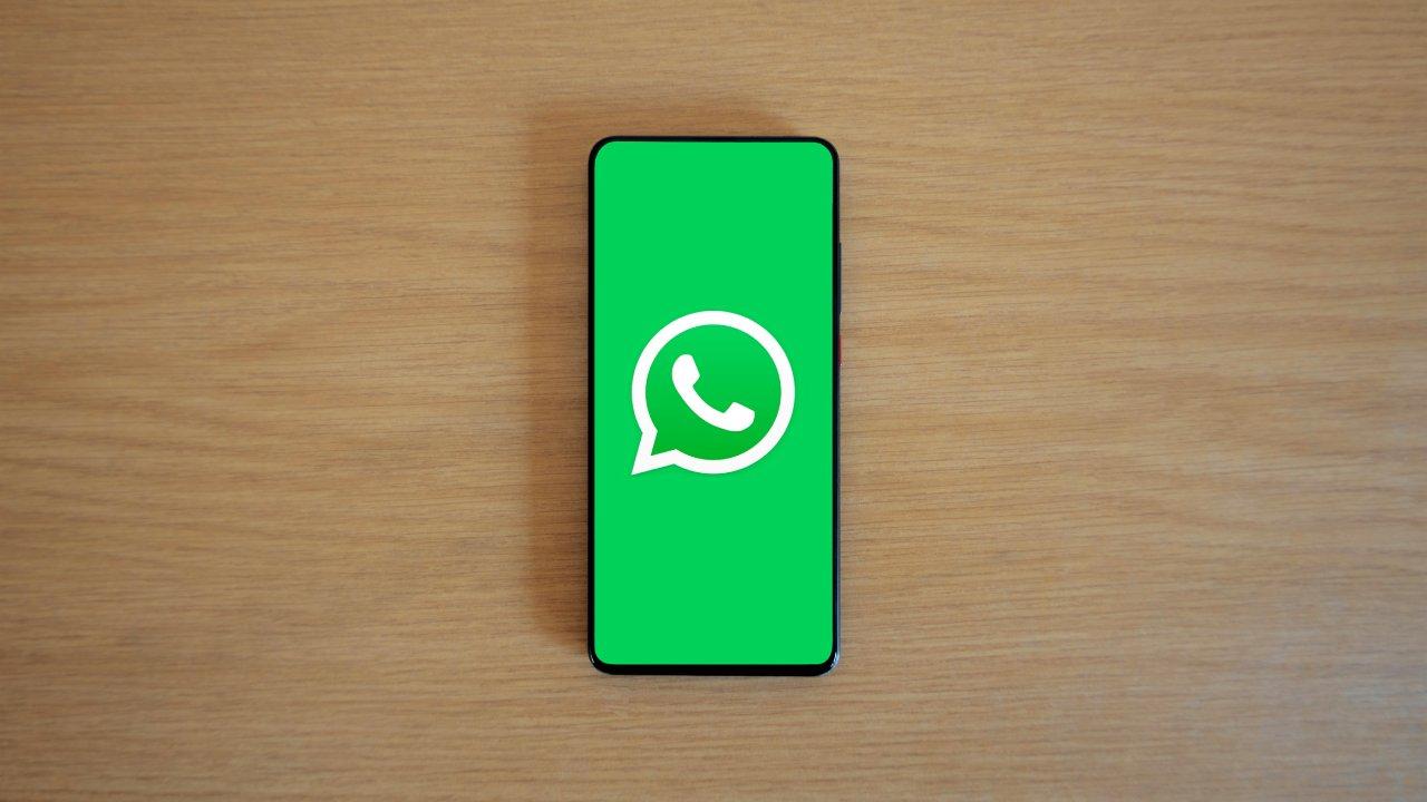 WhatsApp menciones en estados