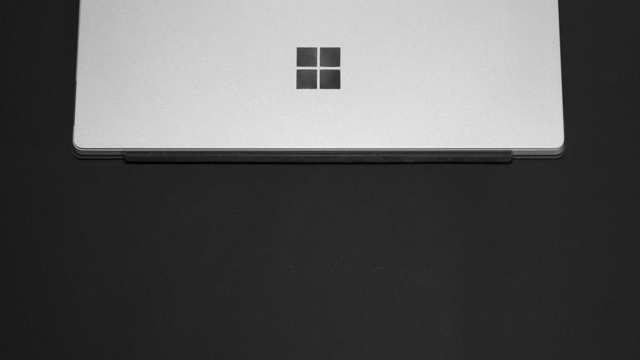 imagen de un ordenador con windows