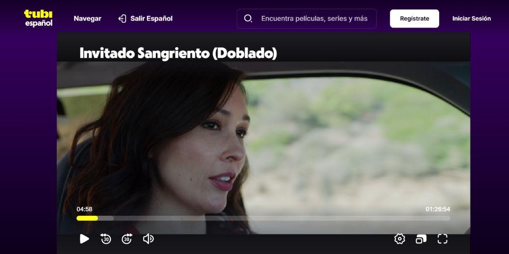 Una película doblada en español en el catálogo de Tubi