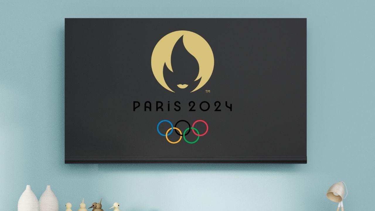 Una televisión con el logo de los Juegos Olímpicos de París 2024